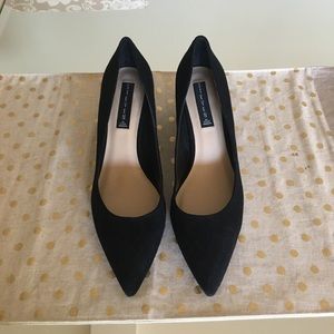 Steven by Steve Madden—Buena Pumps (Black/Gold)